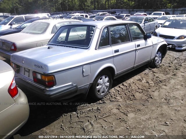 YV1AX884XJ1297662 - 1988 VOLVO 244 DL/GL SILVER photo 4