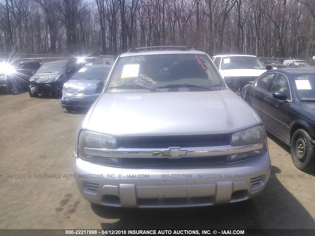 1GNDT13S642386467 - 2004 CHEVROLET TRAILBLAZER LS/LT SILVER photo 6