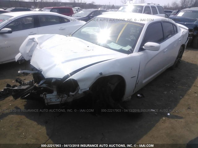 2C3CDXDT9EH242517 - 2014 DODGE CHARGER R/T WHITE photo 2