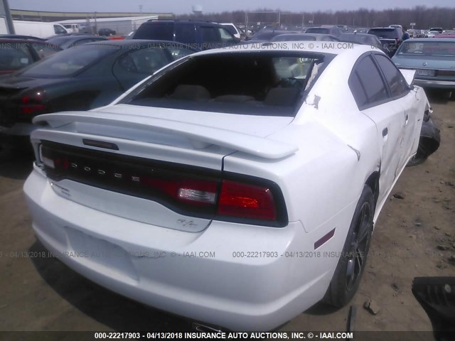 2C3CDXDT9EH242517 - 2014 DODGE CHARGER R/T WHITE photo 4