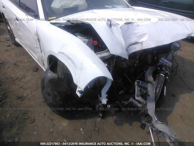 2C3CDXDT9EH242517 - 2014 DODGE CHARGER R/T WHITE photo 6