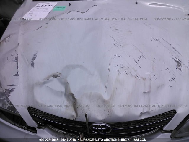 JTDBF32K520033540 - 2002 TOYOTA CAMRY LE/XLE/SE ბეჟი ფოტო 10