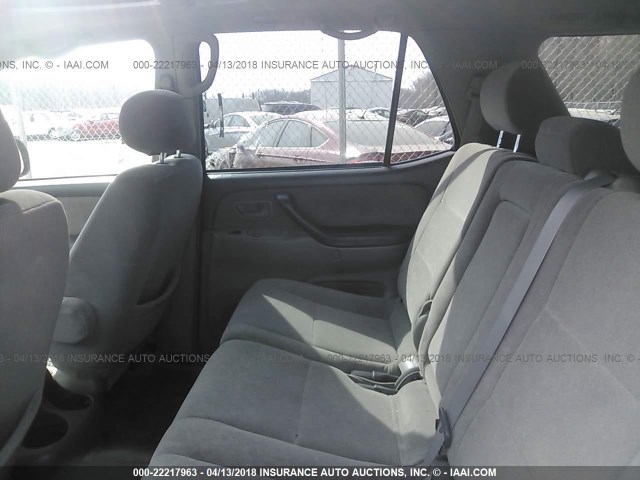 5TDBT44A14S227291 - 2004 TOYOTA SEQUOIA SR5 GRAY photo 8