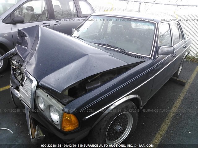 WDB12322312014056 - 1980 MERCEDES-BENZ 230E  BLUE photo 2