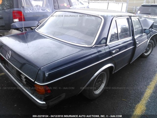 WDB12322312014056 - 1980 MERCEDES-BENZ 230E  BLUE photo 4