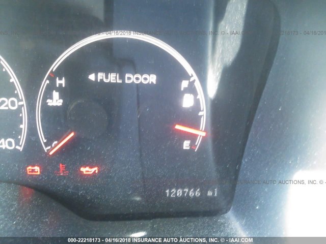 5LMFU27595LJ24973 - 2005 LINCOLN NAVIGATOR 白色 照片 7