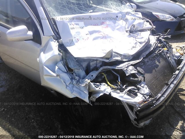 KL1TD66606B561187 - 2006 CHEVROLET AVEO LS SILVER photo 6