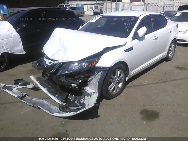 5XXGN4A74DG252339 - 2013 KIA OPTIMA EX WHITE photo 2