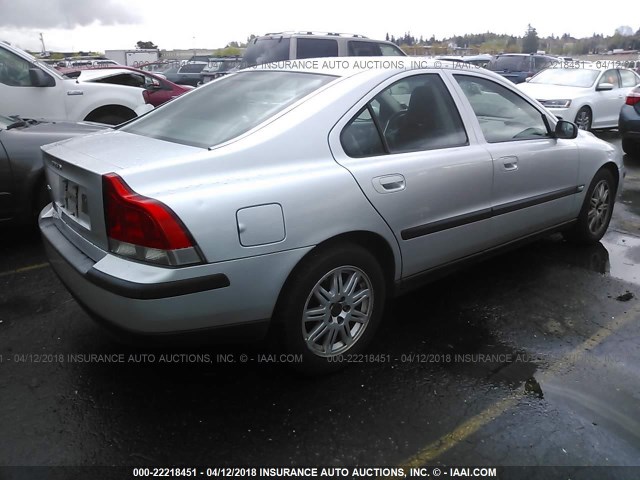 YV1RS61T942350650 - 2004 VOLVO S60 SILVER photo 4