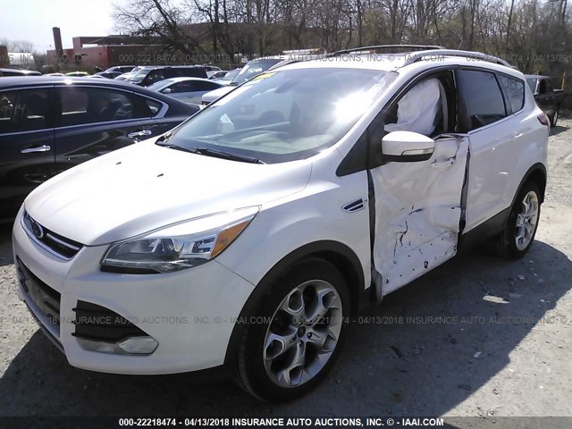 1FMCU0J94DUB93309 - 2013 FORD ESCAPE TITANIUM WHITE photo 2