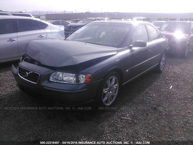 YV1RS592062544525 - 2006 VOLVO S60 2.5T GRAY photo 2