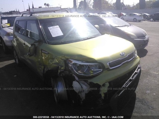 KNDJP3A56F7784793 - 2015 KIA SOUL + GREEN photo 1