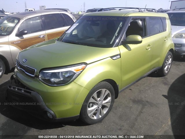 KNDJP3A56F7784793 - 2015 KIA SOUL + GREEN photo 2