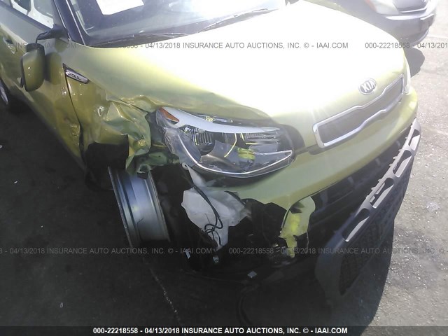 KNDJP3A56F7784793 - 2015 KIA SOUL + GREEN photo 6