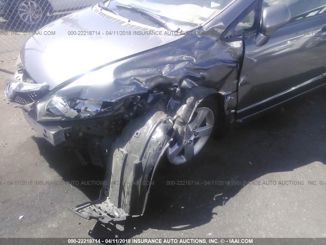 2HGFA1F60BH522944 - 2011 HONDA CIVIC LX-S Grau Foto 6