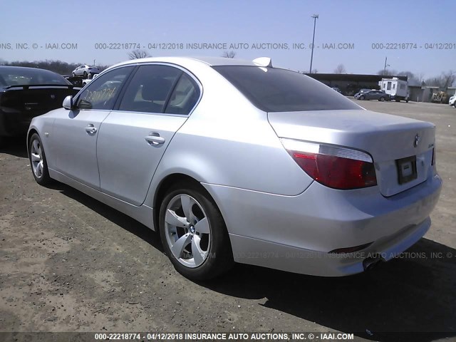 WBANE73566B996020 - 2006 BMW 530 I SILVER photo 3