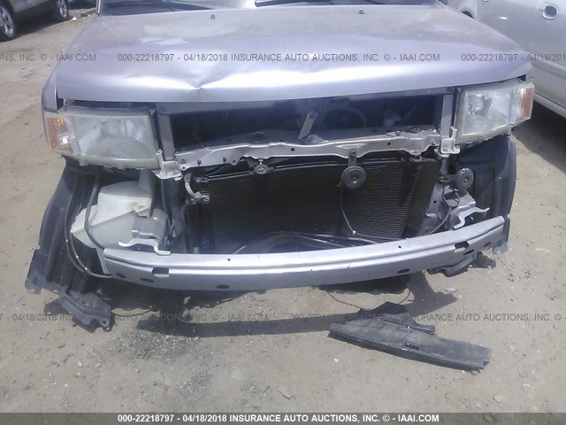 JTLKT324X54021850 - 2005 TOYOTA SCION XB GRAY photo 6