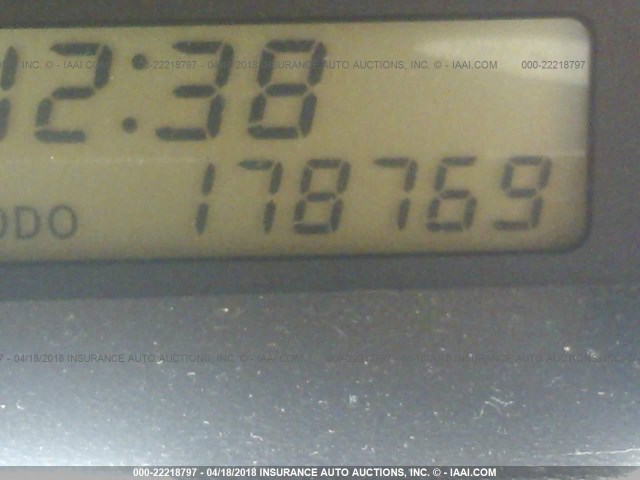 JTLKT324X54021850 - 2005 TOYOTA SCION XB GRAY photo 7