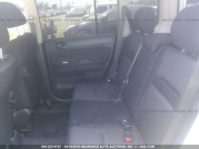JTLKT324X54021850 - 2005 TOYOTA SCION XB GRAY photo 8