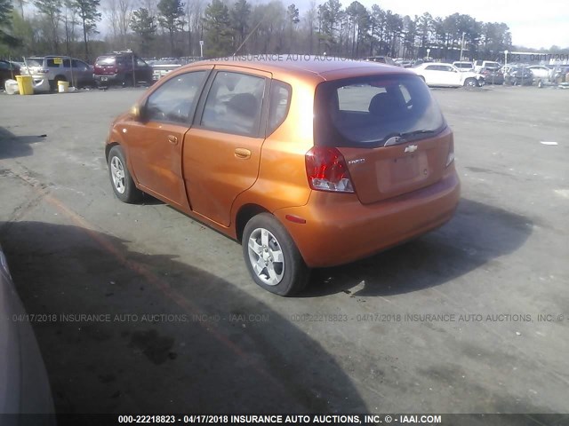 KL1TD62655B503810 - 2005 CHEVROLET AVEO LS ORANGE photo 3