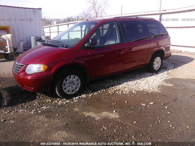 2A4GP44R37R252460 - 2007 CHRYSLER TOWN & COUNTRY LX RED photo 2