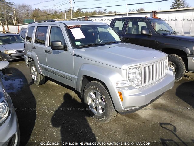1C4PJMAK7CW137814 - 2012 JEEP LIBERTY SPORT 银色 照片 1