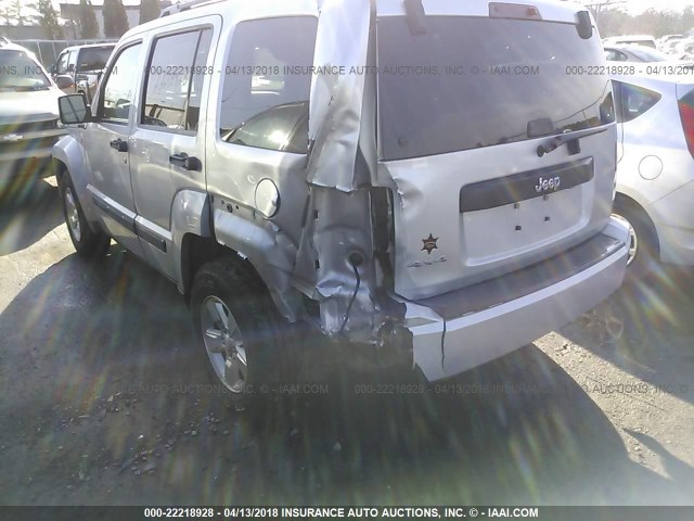 1C4PJMAK7CW137814 - 2012 JEEP LIBERTY SPORT 银色 照片 6