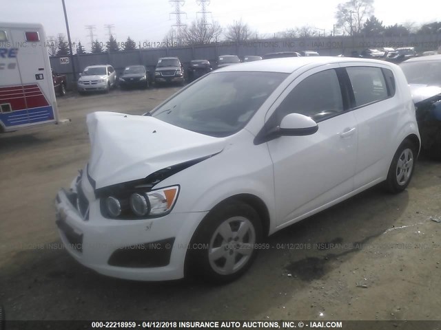 1G1JA6SH5D4190554 - 2013 CHEVROLET SONIC LS WHITE photo 2