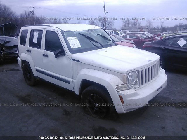 1J8GP28K18W284123 - 2008 JEEP LIBERTY SPORT WHITE photo 1