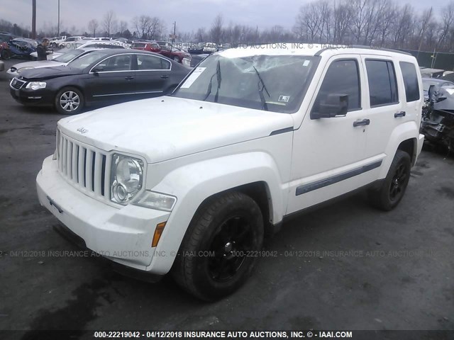 1J8GP28K18W284123 - 2008 JEEP LIBERTY SPORT 白色 照片 2