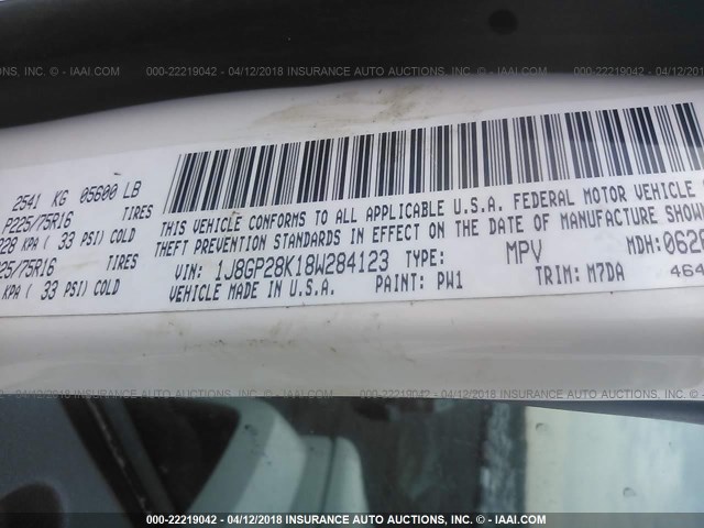 1J8GP28K18W284123 - 2008 JEEP LIBERTY SPORT WHITE photo 9