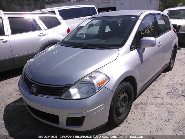 3N1BC13E07L456478 - 2007 NISSAN VERSA S/SL SILVER photo 2