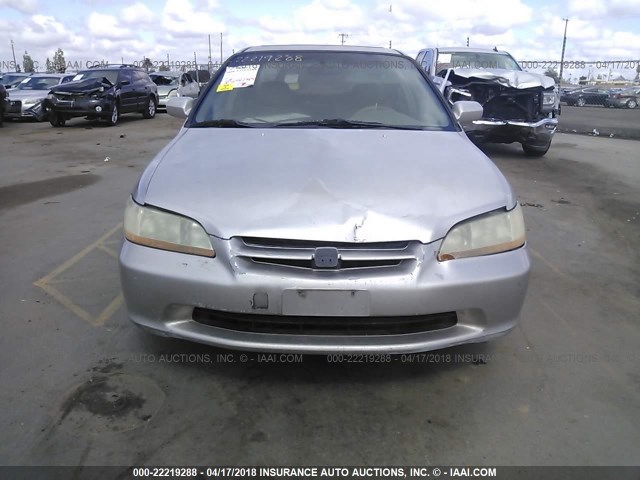 1HGCG1656WA077106 - 1998 HONDA ACCORD EX TAN photo 6