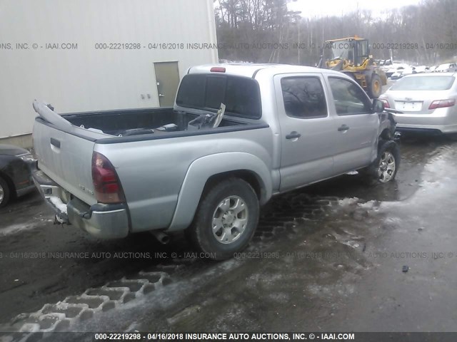 5TELU42N55Z025288 - 2005 TOYOTA TACOMA DOUBLE CAB ვერცხლისფერი ფოტო 4