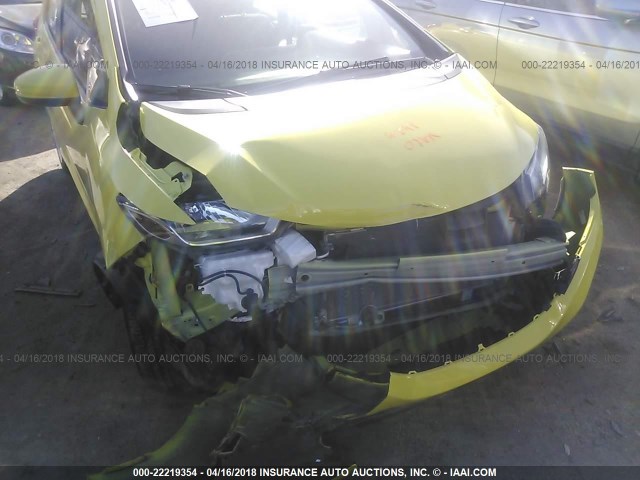 JHMGK5H54GX002341 - 2016 HONDA FIT LX YELLOW photo 6