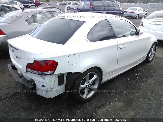 WBAUP93519VF48811 - 2009 BMW 128 I WHITE photo 4