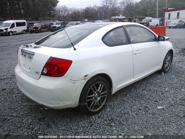 JTKDE177360099832 - 2006 TOYOTA SCION TC WHITE photo 4