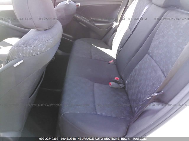 2T1KU40E29C108915 - 2009 TOYOTA COROLLA MATRIX  WHITE photo 8