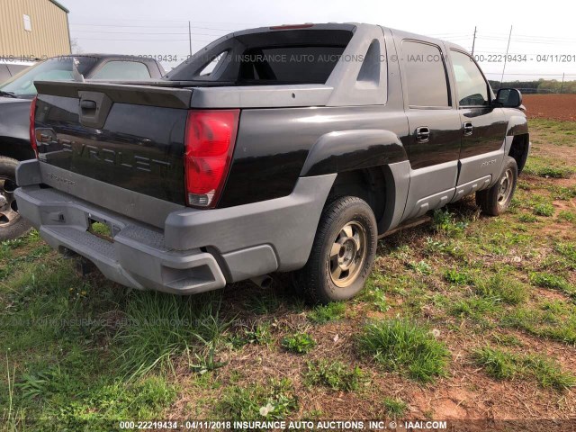 3GNEC13T12G118377 - 2002 CHEVROLET AVALANCHE C1500 BLACK photo 4