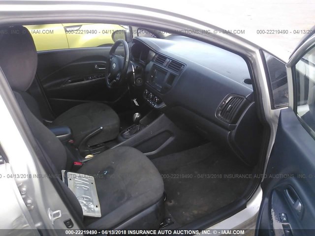 KNADN4A36D6130982 - 2013 KIA RIO EX/SX SILVER photo 5