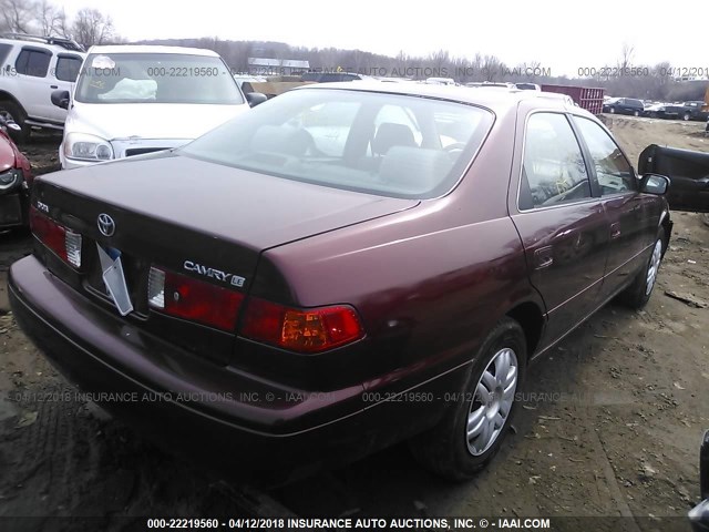 4T1BG22K61U088704 - 2001 TOYOTA CAMRY CE/LE/XLE 栗色 照片 4