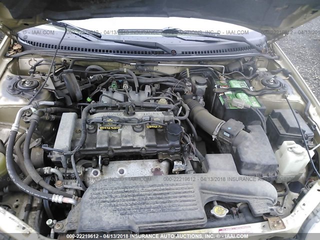 JM1BJ225210437512 - 2001 MAZDA PROTEGE LX/ES ოქროსფერი ფოტო 10