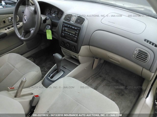 JM1BJ225210437512 - 2001 MAZDA PROTEGE LX/ES ოქროსფერი ფოტო 5