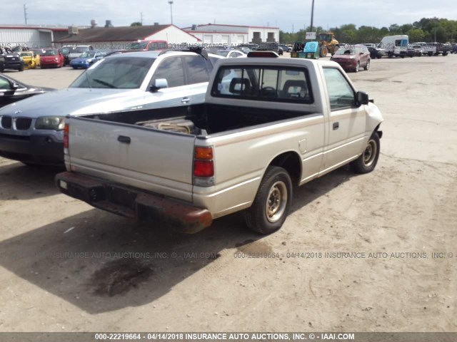 JAACL11L7S7211782 - 1995 ISUZU CONVENTIONAL SHORT BED SILVER photo 4