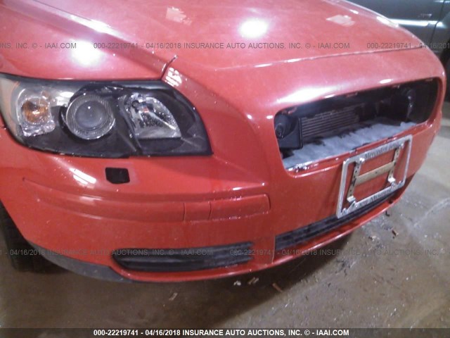 YV1MS382562224035 - 2006 VOLVO S40 2.4I RED photo 6