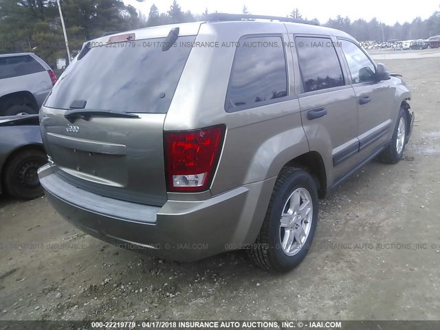 1J4GR48K86C262514 - 2006 JEEP GRAND CHEROKEE LAREDO/COLUMBIA/FREEDOM GOLD photo 4