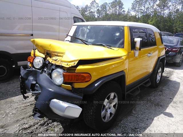 JTEZU11F470004420 - 2007 TOYOTA FJ CRUISER YELLOW photo 2