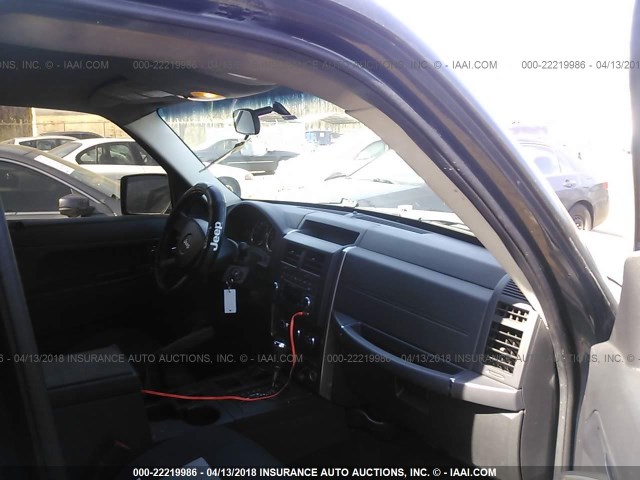 1J4PN2GK3AW139583 - 2010 JEEP LIBERTY SPORT 绿色 照片 5