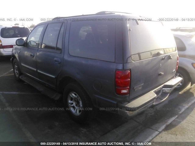 1FMRU1568YLB28457 - 2000 FORD EXPEDITION XLT BLUE photo 3