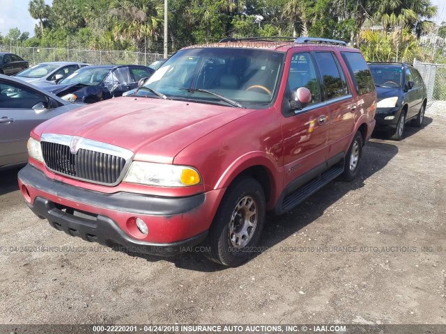 5LMRU27LXXLJ03516 - 1999 LINCOLN NAVIGATOR RED photo 2